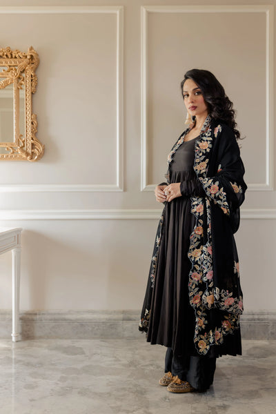 Black Kali Anarkali Set Indian Clothing in Denver, CO, Aurora, CO, Boulder, CO, Fort Collins, CO, Colorado Springs, CO, Parker, CO, Highlands Ranch, CO, Cherry Creek, CO, Centennial, CO, and Longmont, CO. NATIONWIDE SHIPPING USA- India Fashion X