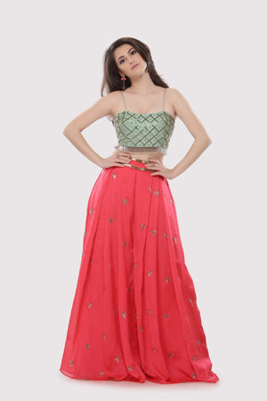Indian clothing store in Denver, CO - Modern woman's lehenga of dreams. Serving Aurora, Aspen, Colorado Springs, and Fort Collins.