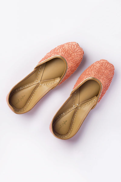 Dahlia Linen Embroidered Juttis - Indian Clothing in Denver, CO, Aurora, CO, Boulder, CO, Fort Collins, CO, Colorado Springs, CO, Parker, CO, Highlands Ranch, CO, Cherry Creek, CO, Centennial, CO, and Longmont, CO. Nationwide shipping USA - India Fashion X