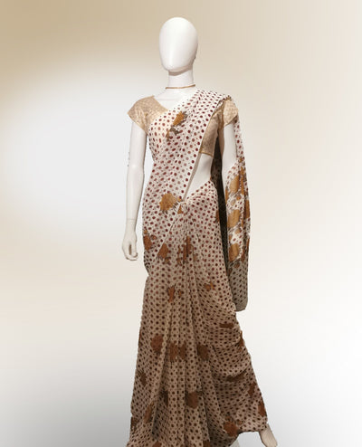 Saree in Off White and Maroon with Floral and Dotted Print Indian Clothing in Denver, CO, Aurora, CO, Boulder, CO, Fort Collins, CO, Colorado Springs, CO, Parker, CO, Highlands Ranch, CO, Cherry Creek, CO, Centennial, CO, and Longmont, CO. NATIONWIDE SHIPPING USA- India Fashion X