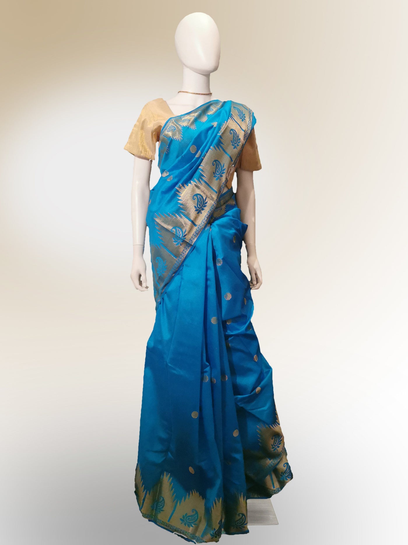 Vibrant Blue Saree Indian Clothing in Denver, CO, Aurora, CO, Boulder, CO, Fort Collins, CO, Colorado Springs, CO, Parker, CO, Highlands Ranch, CO, Cherry Creek, CO, Centennial, CO, and Longmont, CO. NATIONWIDE SHIPPING USA- India Fashion X