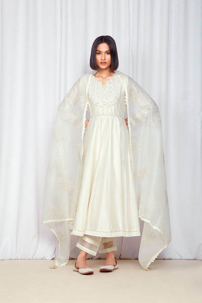 Ivory Mihika Anarkali Set Indian Clothing in Denver, CO, Aurora, CO, Boulder, CO, Fort Collins, CO, Colorado Springs, CO, Parker, CO, Highlands Ranch, CO, Cherry Creek, CO, Centennial, CO, and Longmont, CO. NATIONWIDE SHIPPING USA- India Fashion X