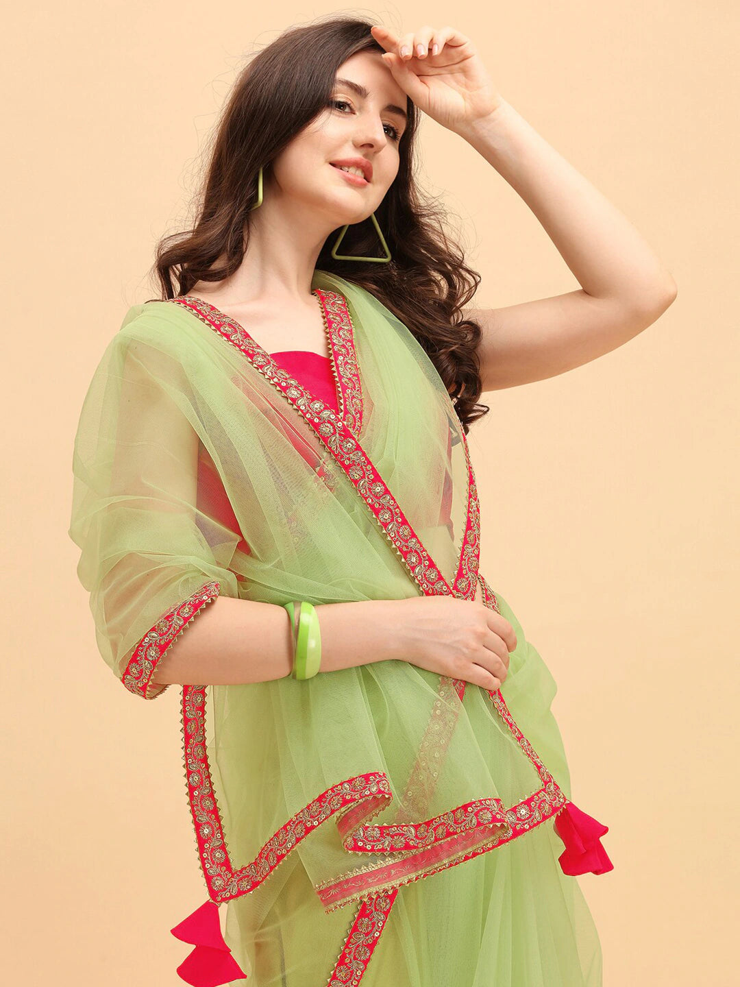 Green & Red Net Saree Indian Clothing in Denver, CO, Aurora, CO, Boulder, CO, Fort Collins, CO, Colorado Springs, CO, Parker, CO, Highlands Ranch, CO, Cherry Creek, CO, Centennial, CO, and Longmont, CO. NATIONWIDE SHIPPING USA- India Fashion X