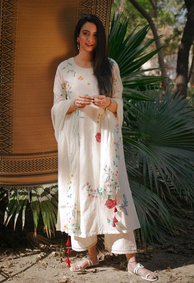 Ivory Applique Kurta Set - Indian Clothing in Denver, CO, Aurora, CO, Boulder, CO, Fort Collins, CO, Colorado Springs, CO, Parker, CO, Highlands Ranch, CO, Cherry Creek, CO, Centennial, CO, and Longmont, CO. Nationwide shipping USA - India Fashion X