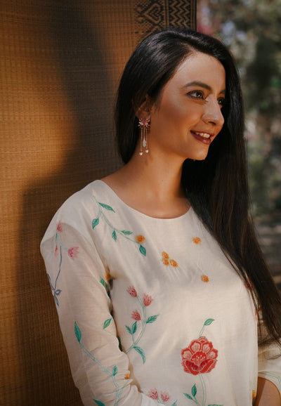 Ivory Applique Kurta Set - Indian Clothing in Denver, CO, Aurora, CO, Boulder, CO, Fort Collins, CO, Colorado Springs, CO, Parker, CO, Highlands Ranch, CO, Cherry Creek, CO, Centennial, CO, and Longmont, CO. Nationwide shipping USA - India Fashion X