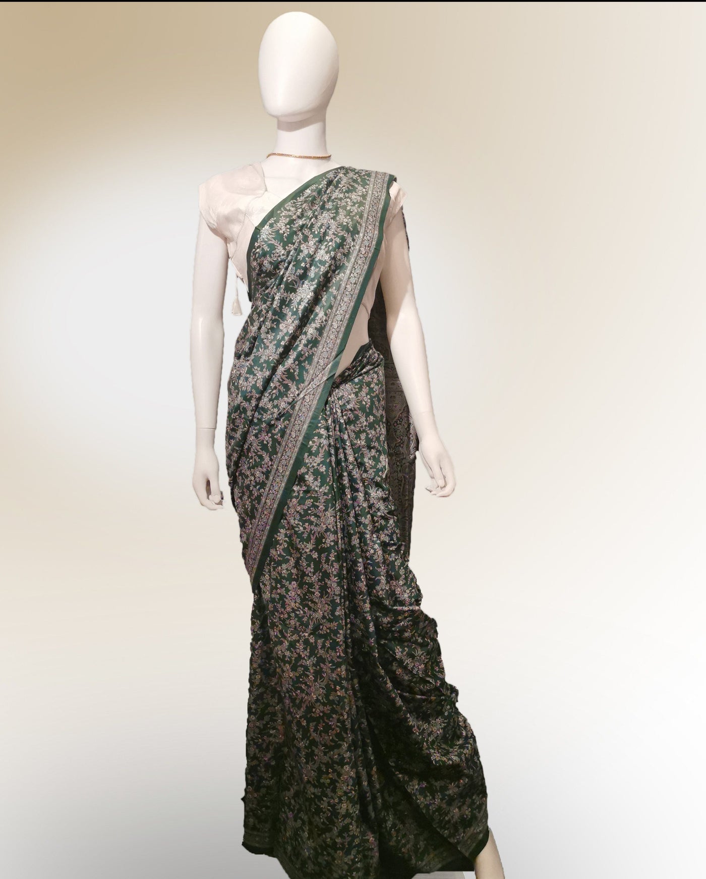 Saree in Green and Pink Featured in Traditional Style Print Indian Clothing in Denver, CO, Aurora, CO, Boulder, CO, Fort Collins, CO, Colorado Springs, CO, Parker, CO, Highlands Ranch, CO, Cherry Creek, CO, Centennial, CO, and Longmont, CO. NATIONWIDE SHIPPING USA- India Fashion X