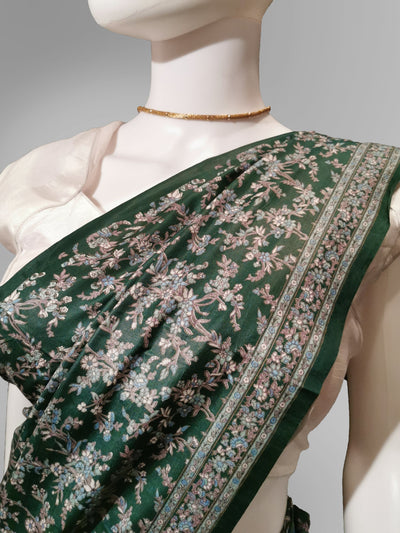 Saree in Green and Pink Featured in Traditional Style Print Indian Clothing in Denver, CO, Aurora, CO, Boulder, CO, Fort Collins, CO, Colorado Springs, CO, Parker, CO, Highlands Ranch, CO, Cherry Creek, CO, Centennial, CO, and Longmont, CO. NATIONWIDE SHIPPING USA- India Fashion X