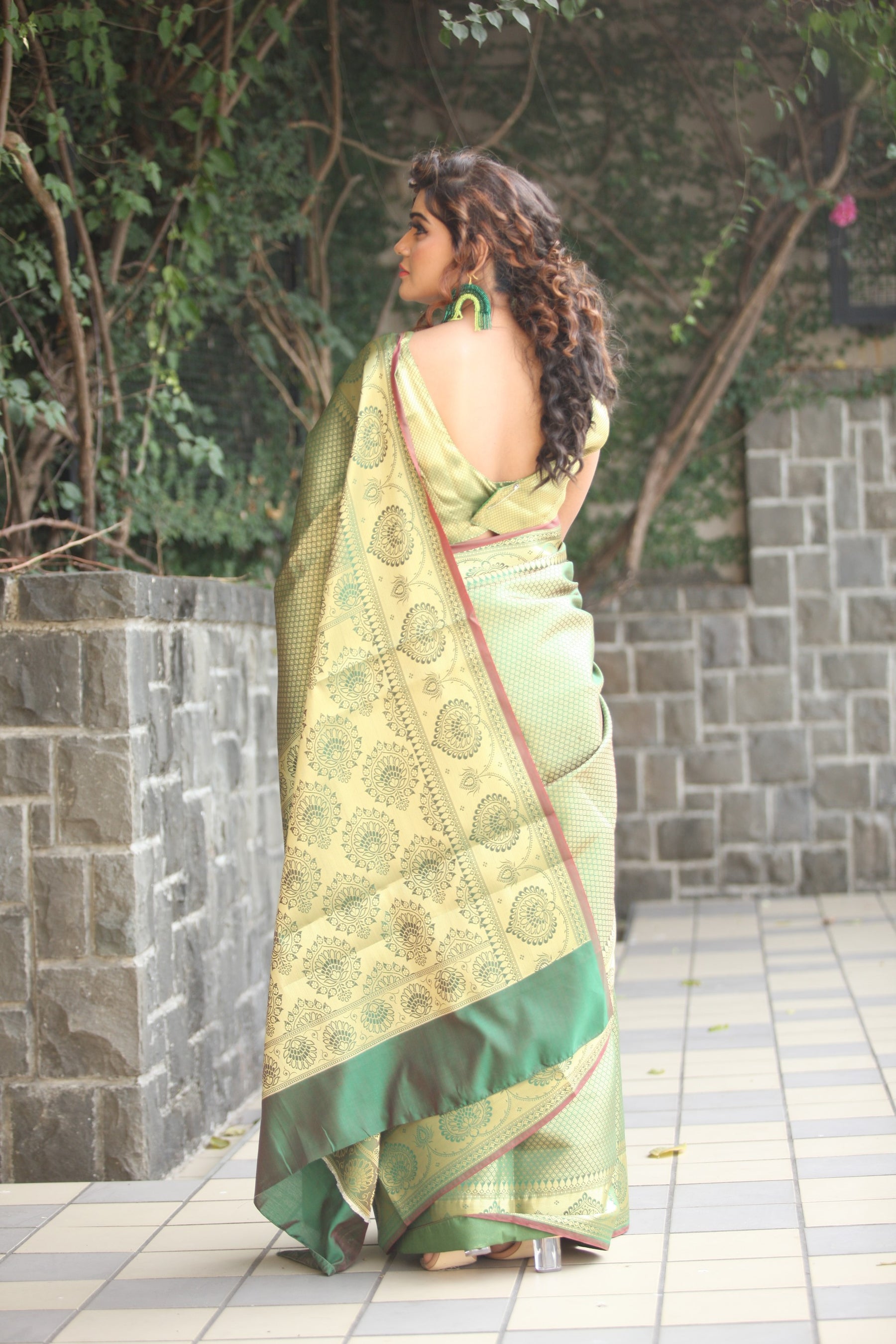 Green Banarasi Silk Saree - Indian Clothing in Denver, CO, Aurora, CO, Boulder, CO, Fort Collins, CO, Colorado Springs, CO, Parker, CO, Highlands Ranch, CO, Cherry Creek, CO, Centennial, CO, and Longmont, CO. Nationwide shipping USA - India Fashion X