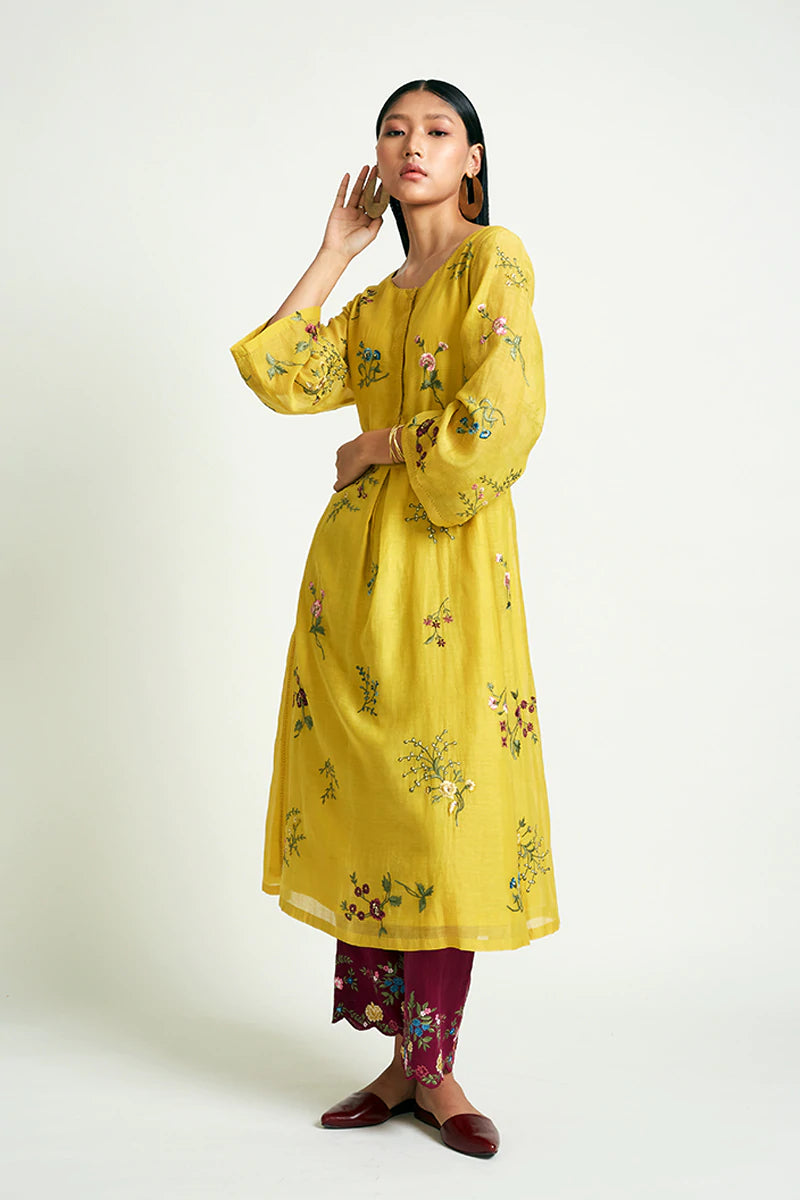 Gardenia embroidered Kurta Set Indian Clothing in Denver, CO, Aurora, CO, Boulder, CO, Fort Collins, CO, Colorado Springs, CO, Parker, CO, Highlands Ranch, CO, Cherry Creek, CO, Centennial, CO, and Longmont, CO. NATIONWIDE SHIPPING USA- India Fashion X