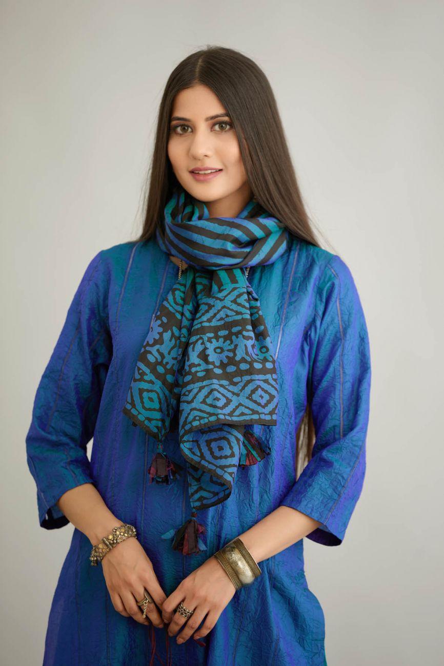 Blue Crushed Silk Kurta Set - Indian Clothing in Denver, CO, Aurora, CO, Boulder, CO, Fort Collins, CO, Colorado Springs, CO, Parker, CO, Highlands Ranch, CO, Cherry Creek, CO, Centennial, CO, and Longmont, CO. Nationwide shipping USA - India Fashion X