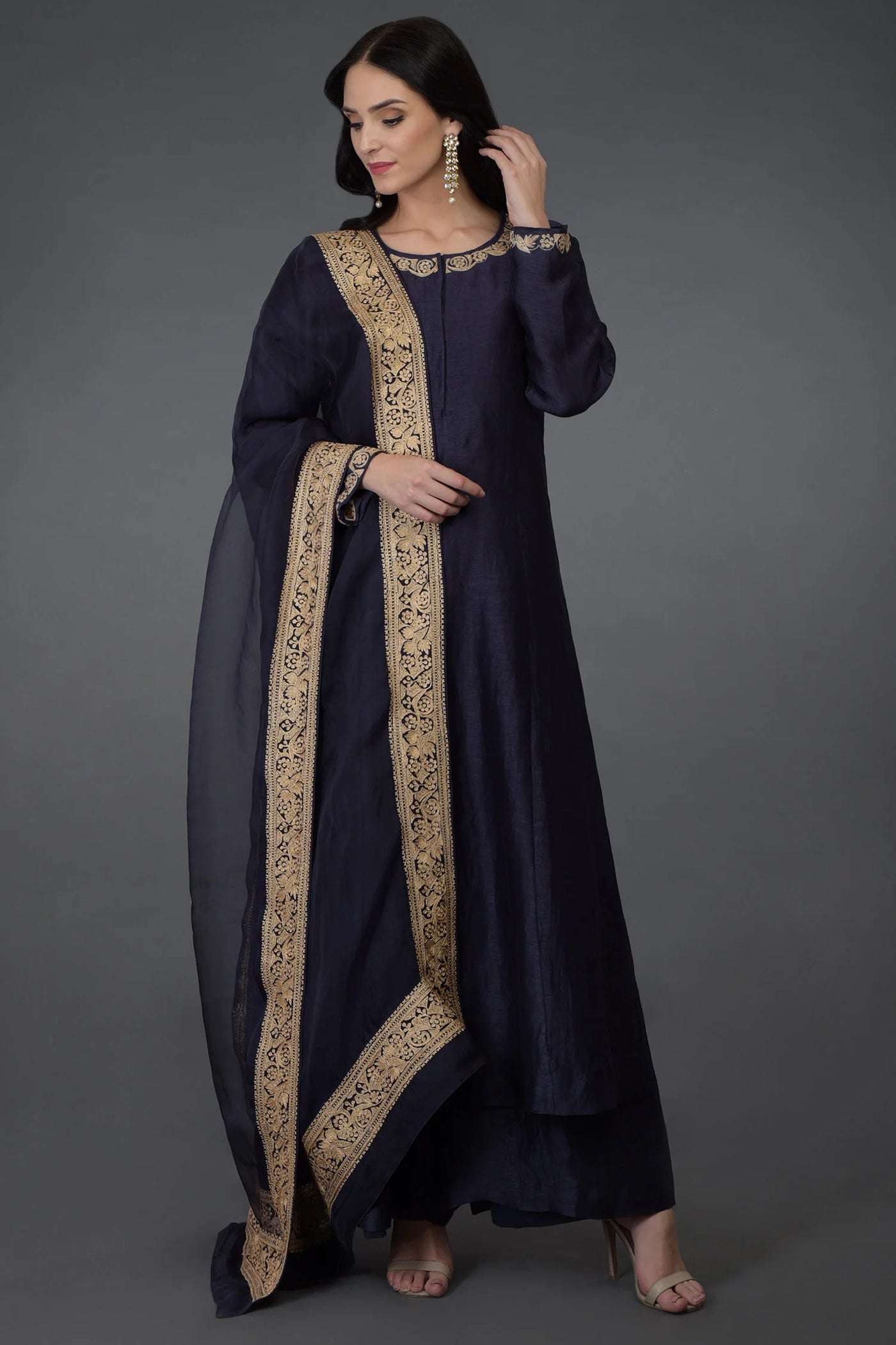 Navy Linen Silk Kurta Set Indian Clothing in Denver, CO, Aurora, CO, Boulder, CO, Fort Collins, CO, Colorado Springs, CO, Parker, CO, Highlands Ranch, CO, Cherry Creek, CO, Centennial, CO, and Longmont, CO. NATIONWIDE SHIPPING USA- India Fashion X