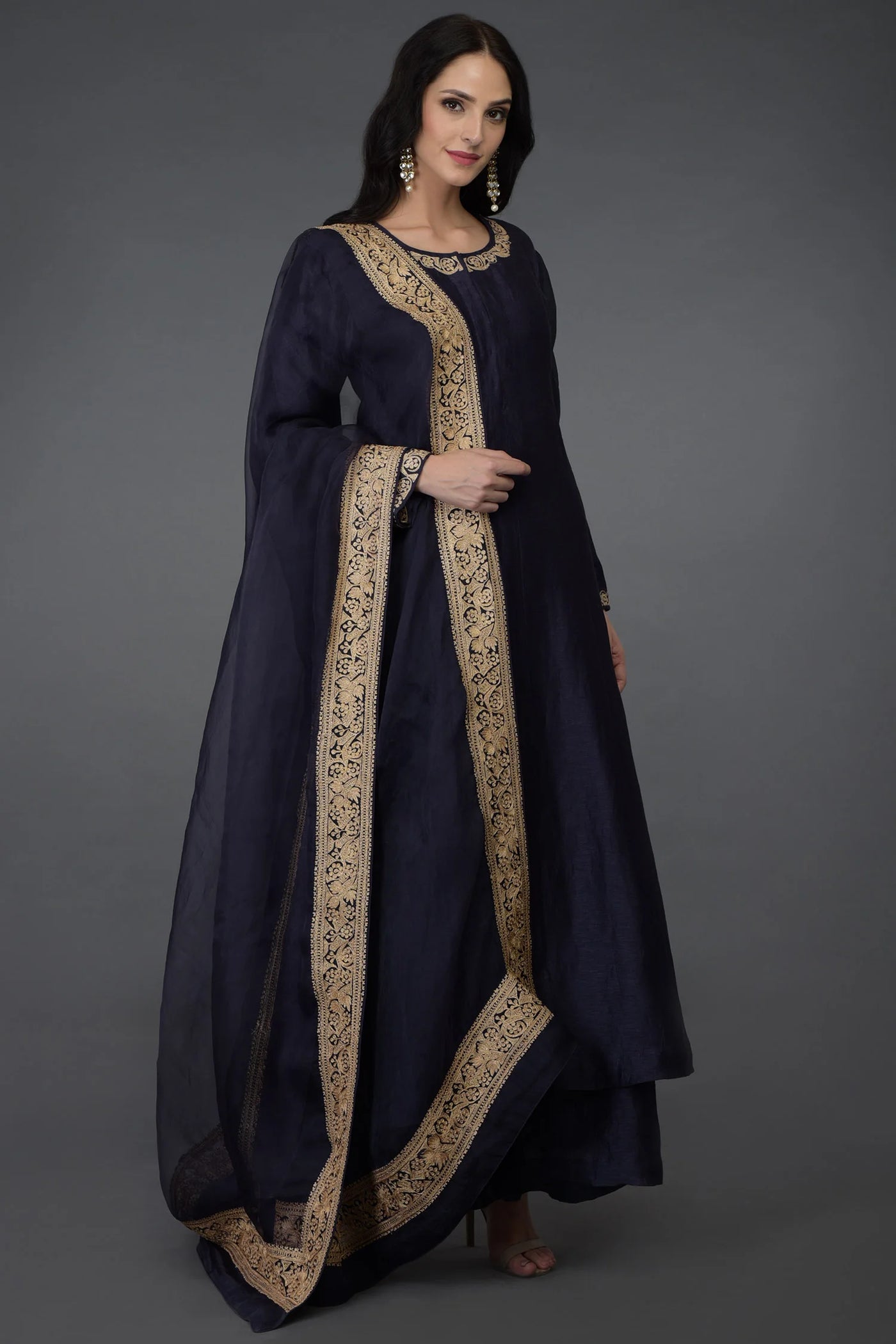 Navy Linen Silk Kurta Set Indian Clothing in Denver, CO, Aurora, CO, Boulder, CO, Fort Collins, CO, Colorado Springs, CO, Parker, CO, Highlands Ranch, CO, Cherry Creek, CO, Centennial, CO, and Longmont, CO. NATIONWIDE SHIPPING USA- India Fashion X