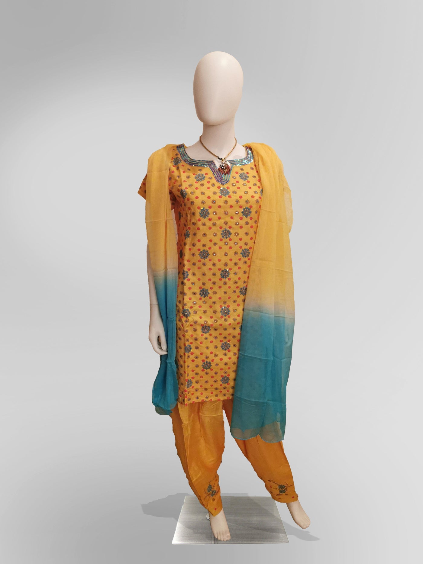 Salwar-Kameez in Yellow - Indian Clothing in Denver, CO, Aurora, CO, Boulder, CO, Fort Collins, CO, Colorado Springs, CO, Parker, CO, Highlands Ranch, CO, Cherry Creek, CO, Centennial, CO, and Longmont, CO. Nationwide shipping USA - India Fashion X