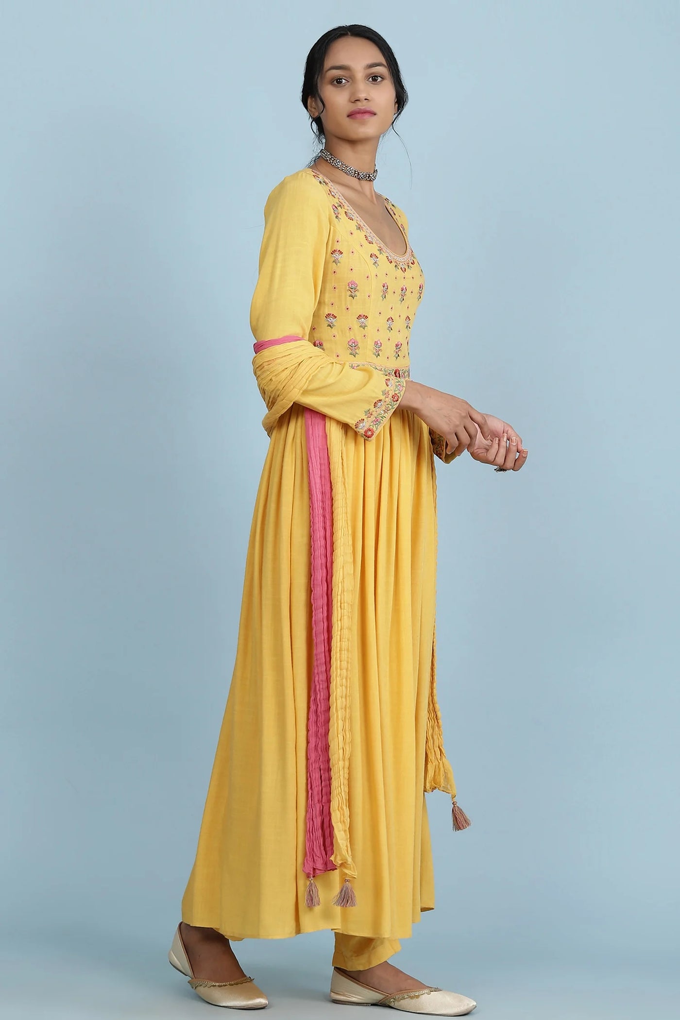 Yellow Slub Anarkali Set Indian Clothing in Denver, CO, Aurora, CO, Boulder, CO, Fort Collins, CO, Colorado Springs, CO, Parker, CO, Highlands Ranch, CO, Cherry Creek, CO, Centennial, CO, and Longmont, CO. NATIONWIDE SHIPPING USA- India Fashion X