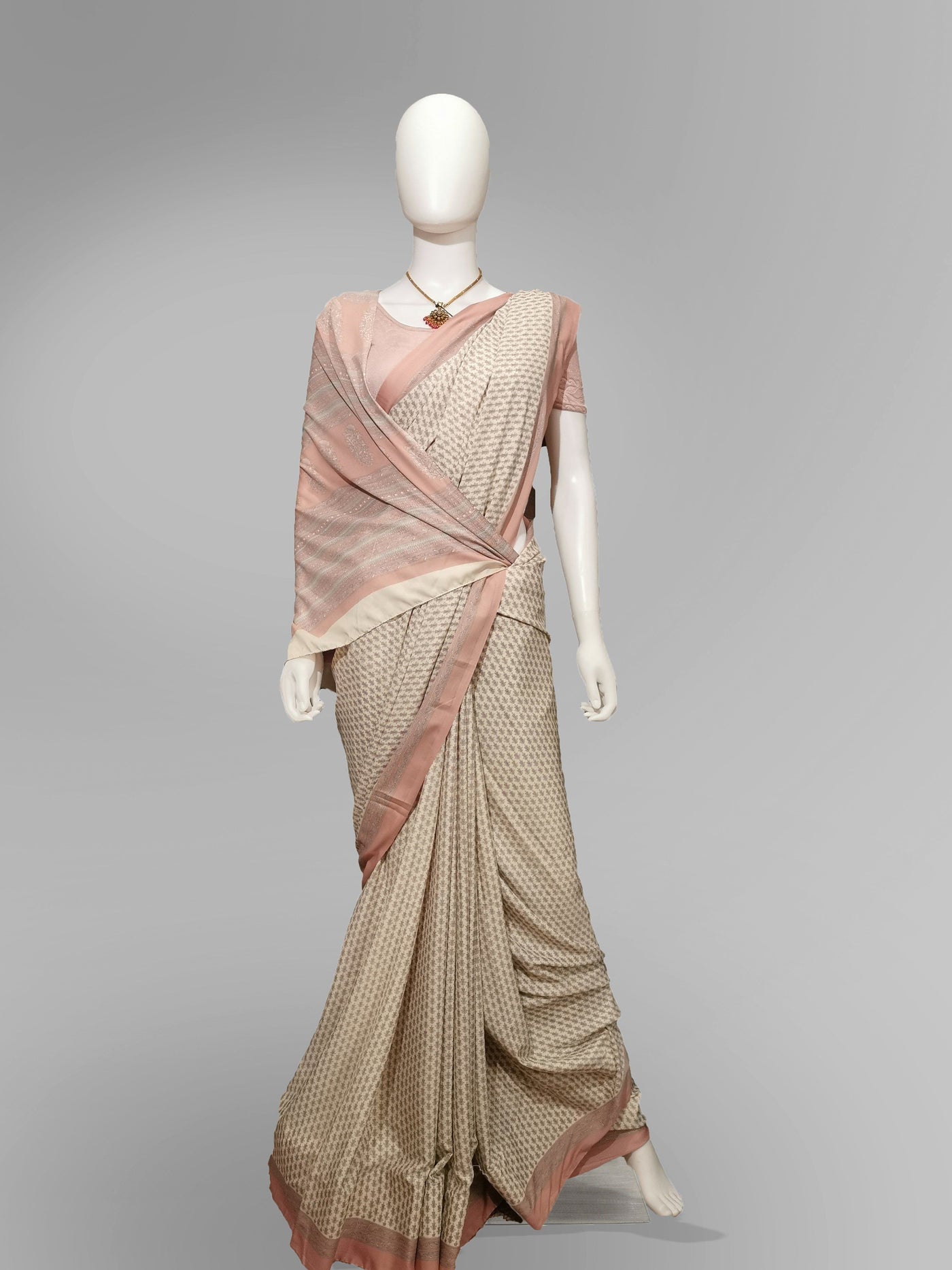 Saree in Salmon Pink with Traditional Print - Indian Clothing in Denver, CO, Aurora, CO, Boulder, CO, Fort Collins, CO, Colorado Springs, CO, Parker, CO, Highlands Ranch, CO, Cherry Creek, CO, Centennial, CO, and Longmont, CO. Nationwide shipping USA - India Fashion X