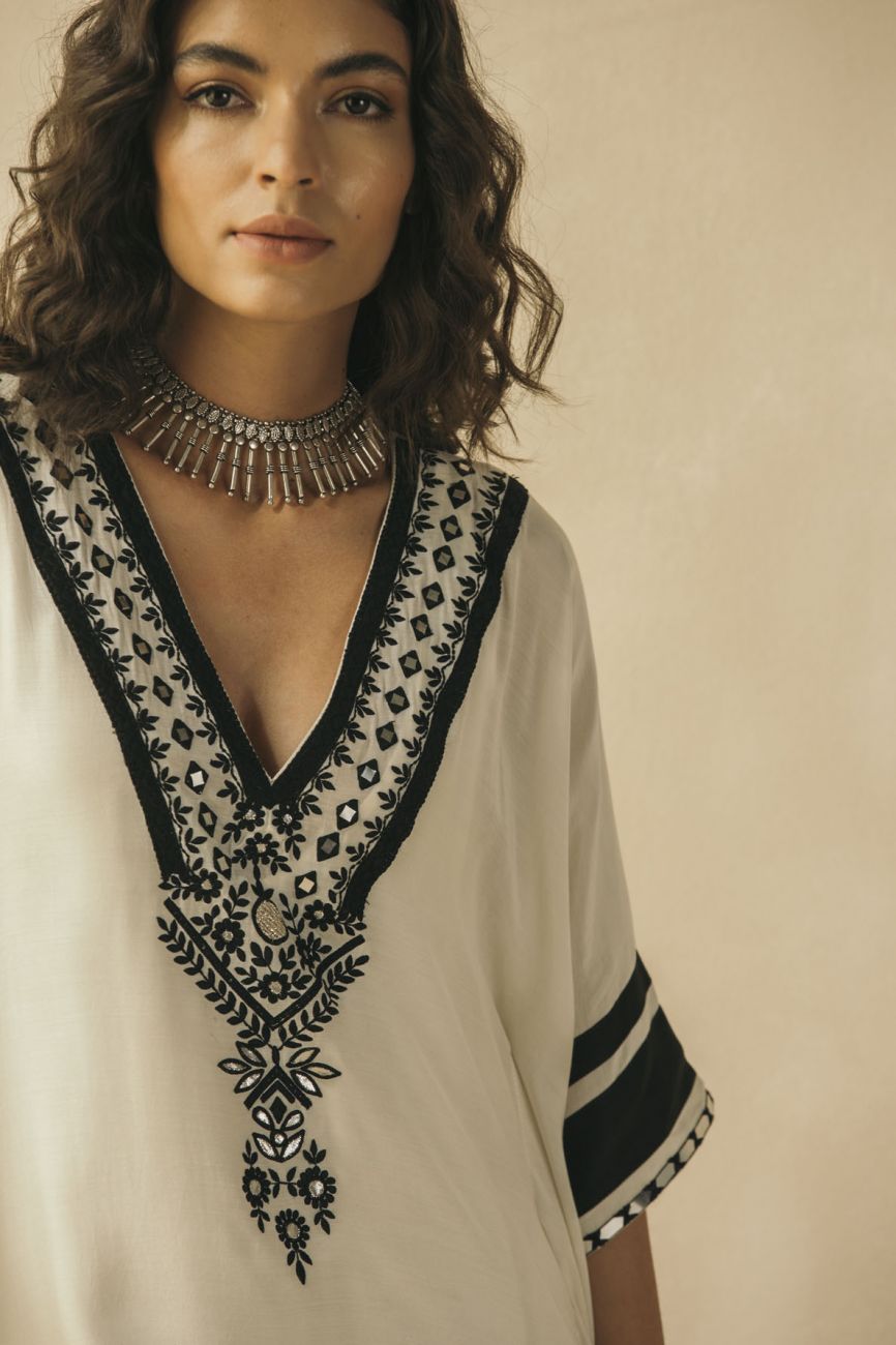 Ebony and Ivory Kaftan - Indian Clothing in Denver, CO, Aurora, CO, Boulder, CO, Fort Collins, CO, Colorado Springs, CO, Parker, CO, Highlands Ranch, CO, Cherry Creek, CO, Centennial, CO, and Longmont, CO. Nationwide shipping USA - India Fashion X