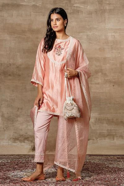 Kali Peach Short Kurta Set - Indian Clothing in Denver, CO, Aurora, CO, Boulder, CO, Fort Collins, CO, Colorado Springs, CO, Parker, CO, Highlands Ranch, CO, Cherry Creek, CO, Centennial, CO, and Longmont, CO. Nationwide shipping USA - India Fashion X