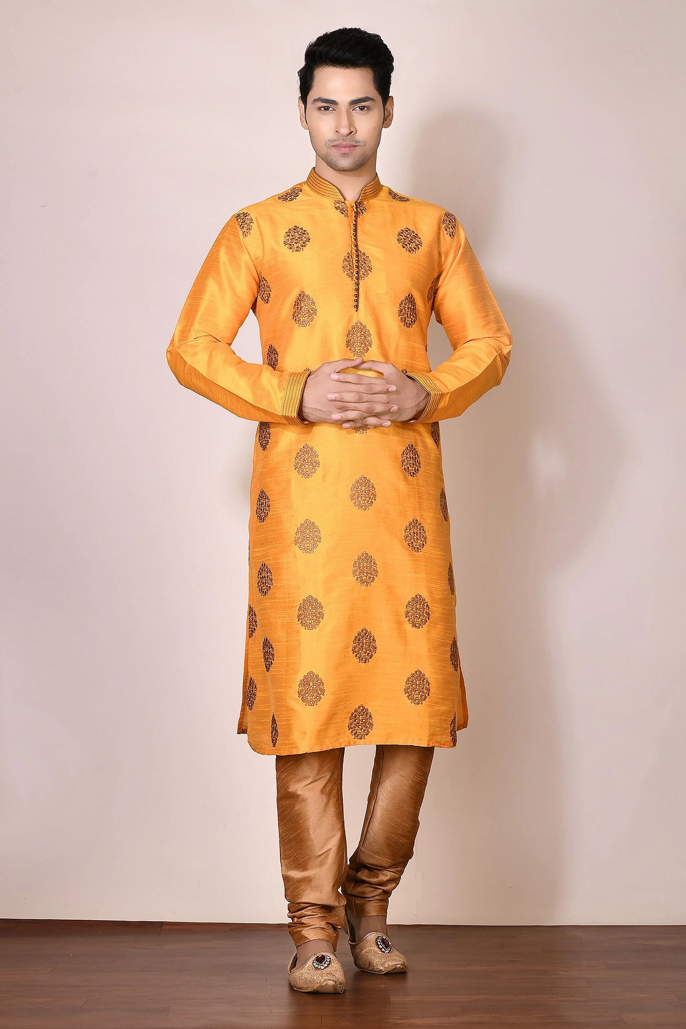 Orange Kurta Set Indian Clothing in Denver, CO, Aurora, CO, Boulder, CO, Fort Collins, CO, Colorado Springs, CO, Parker, CO, Highlands Ranch, CO, Cherry Creek, CO, Centennial, CO, and Longmont, CO. NATIONWIDE SHIPPING USA- India Fashion X