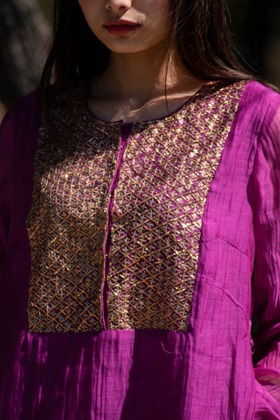 Purple Handwoven Kurta Set Indian Clothing in Denver, CO, Aurora, CO, Boulder, CO, Fort Collins, CO, Colorado Springs, CO, Parker, CO, Highlands Ranch, CO, Cherry Creek, CO, Centennial, CO, and Longmont, CO. NATIONWIDE SHIPPING USA- India Fashion X