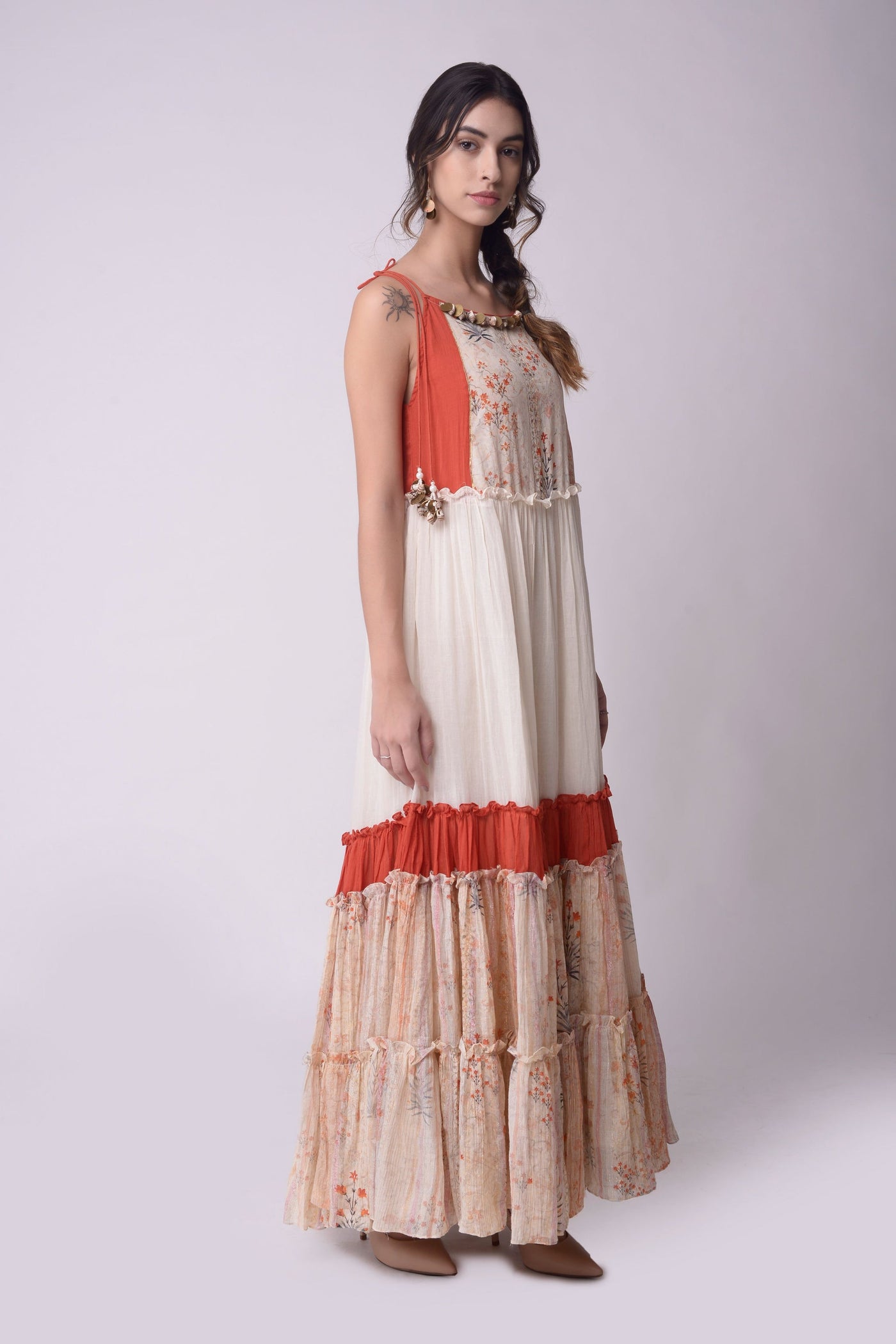 Shwetanga III - Indian Clothing in Denver, CO, Aurora, CO, Boulder, CO, Fort Collins, CO, Colorado Springs, CO, Parker, CO, Highlands Ranch, CO, Cherry Creek, CO, Centennial, CO, and Longmont, CO. Nationwide shipping USA - India Fashion X