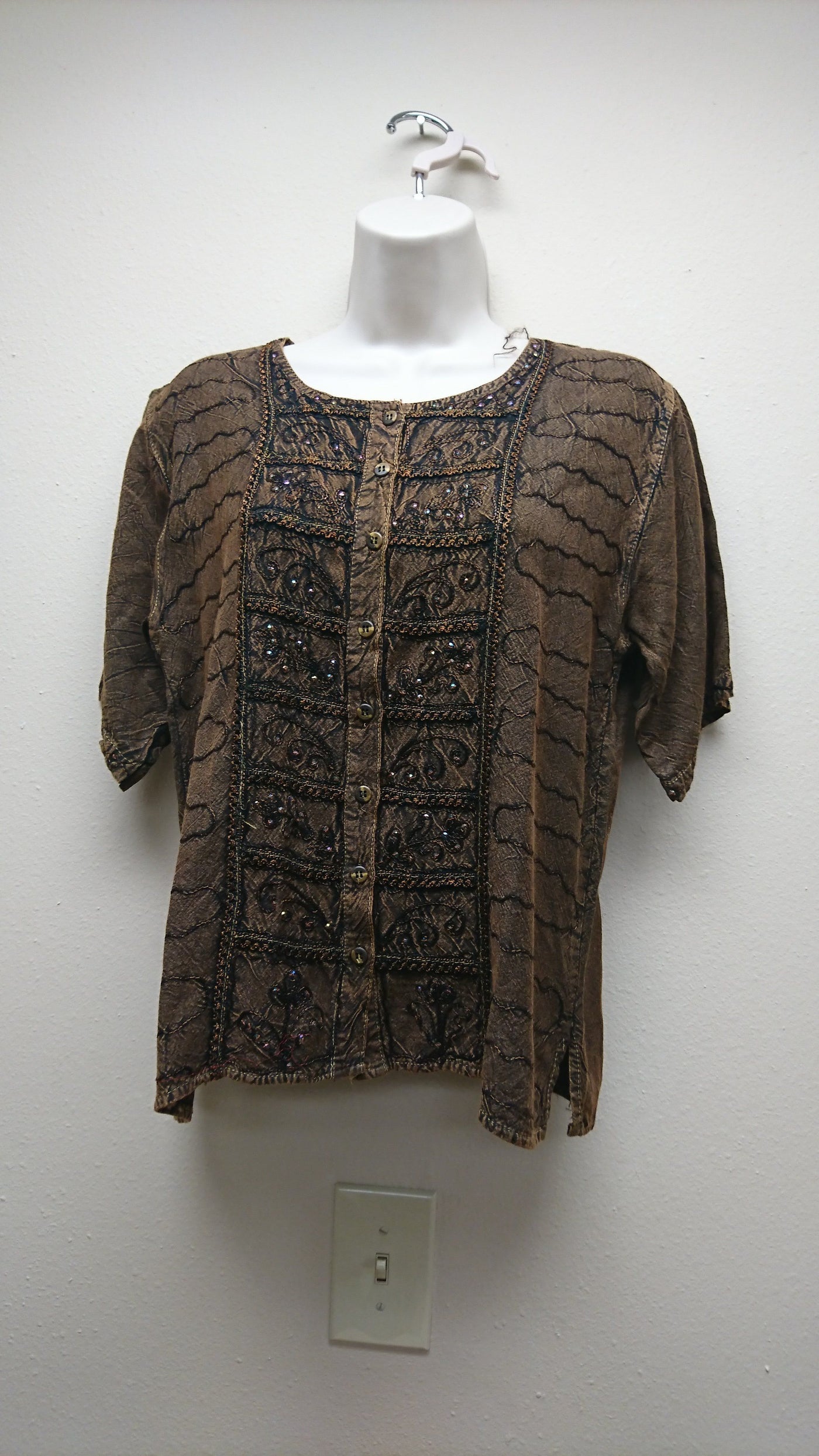 Kurti Blouse Shirt in brown - Indian Clothing in Denver, CO, Aurora, CO, Boulder, CO, Fort Collins, CO, Colorado Springs, CO, Parker, CO, Highlands Ranch, CO, Cherry Creek, CO, Centennial, CO, and Longmont, CO. Nationwide shipping USA - India Fashion X