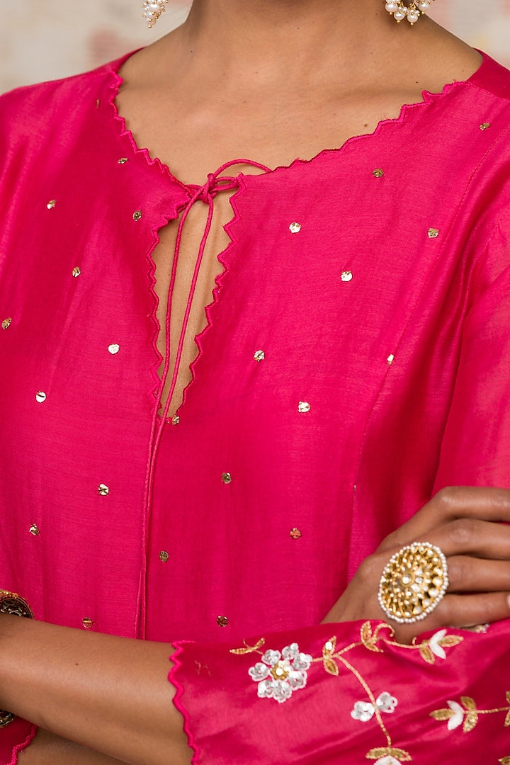 Fuchsia Embroidered kurta Set - Indian Clothing in Denver, CO, Aurora, CO, Boulder, CO, Fort Collins, CO, Colorado Springs, CO, Parker, CO, Highlands Ranch, CO, Cherry Creek, CO, Centennial, CO, and Longmont, CO. Nationwide shipping USA - India Fashion X