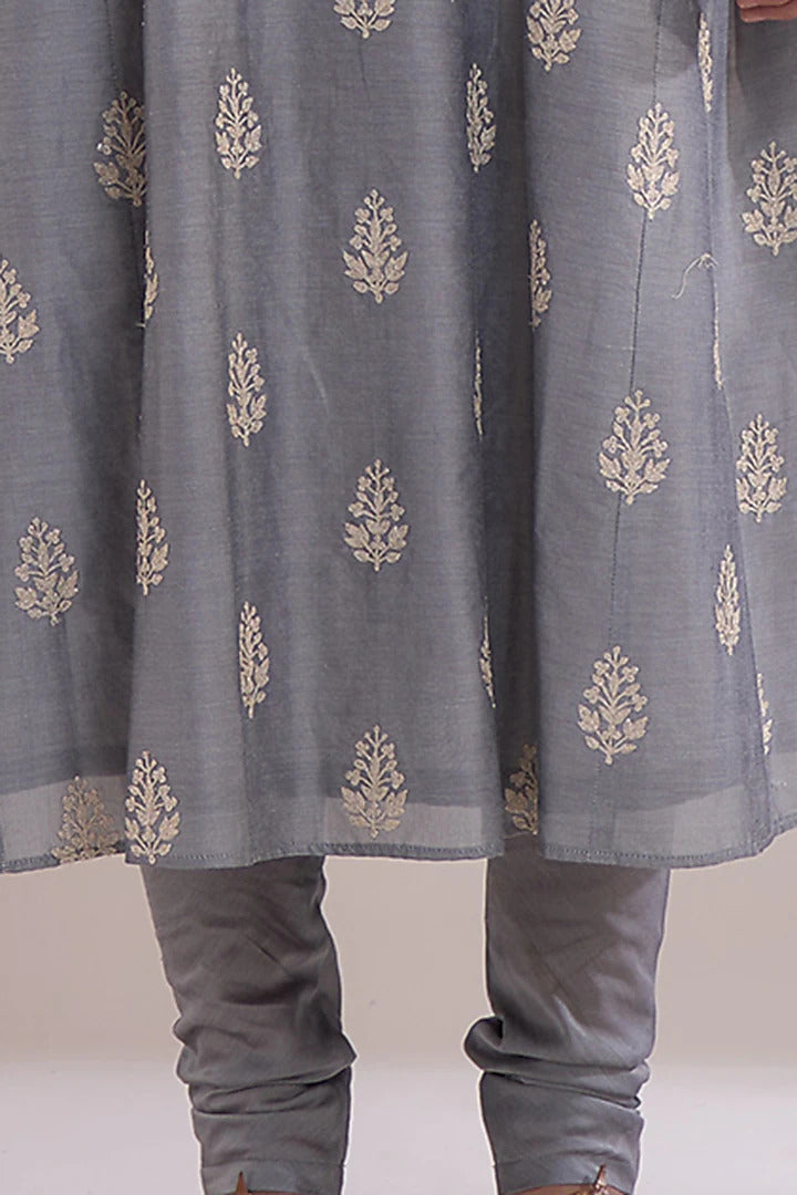 Gray Choga Kurta Set Indian Clothing in Denver, CO, Aurora, CO, Boulder, CO, Fort Collins, CO, Colorado Springs, CO, Parker, CO, Highlands Ranch, CO, Cherry Creek, CO, Centennial, CO, and Longmont, CO. NATIONWIDE SHIPPING USA- India Fashion X
