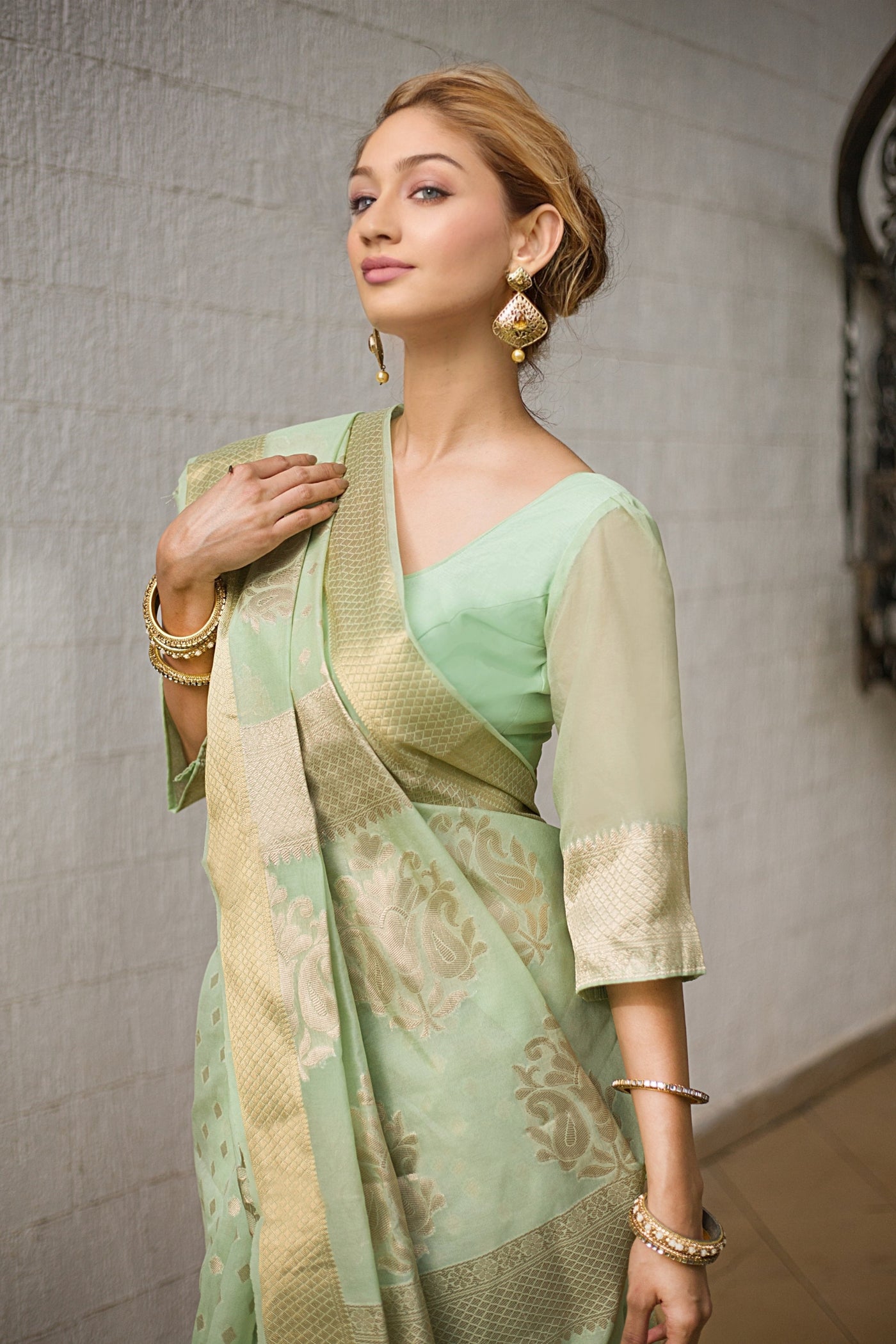 Light Green Banarasi Saree Indian Clothing in Denver, CO, Aurora, CO, Boulder, CO, Fort Collins, CO, Colorado Springs, CO, Parker, CO, Highlands Ranch, CO, Cherry Creek, CO, Centennial, CO, and Longmont, CO. NATIONWIDE SHIPPING USA- India Fashion X