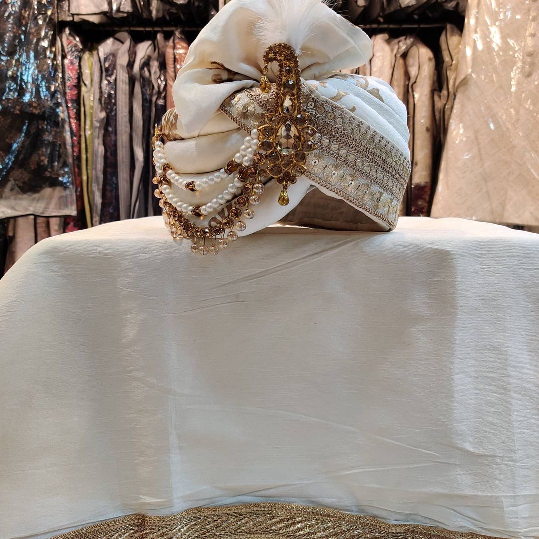 White Groom Pagri Dupatta Set Indian Clothing in Denver, CO, Aurora, CO, Boulder, CO, Fort Collins, CO, Colorado Springs, CO, Parker, CO, Highlands Ranch, CO, Cherry Creek, CO, Centennial, CO, and Longmont, CO. NATIONWIDE SHIPPING USA- India Fashion X