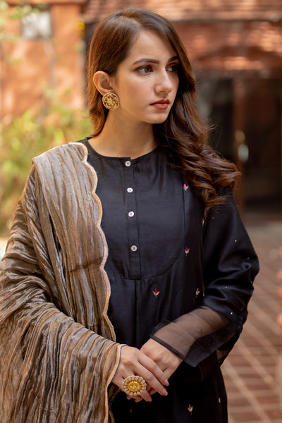 Black Chanderi Kurta Set - Indian Clothing in Denver, CO, Aurora, CO, Boulder, CO, Fort Collins, CO, Colorado Springs, CO, Parker, CO, Highlands Ranch, CO, Cherry Creek, CO, Centennial, CO, and Longmont, CO. Nationwide shipping USA - India Fashion X