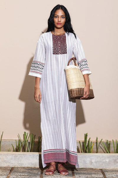 Long White Tunic Dress - Indian Clothing in Denver, CO, Aurora, CO, Boulder, CO, Fort Collins, CO, Colorado Springs, CO, Parker, CO, Highlands Ranch, CO, Cherry Creek, CO, Centennial, CO, and Longmont, CO. Nationwide shipping USA - India Fashion X