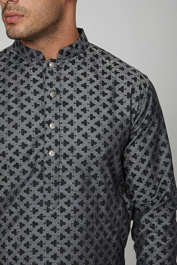 Gray Club Kurta Indian Clothing in Denver, CO, Aurora, CO, Boulder, CO, Fort Collins, CO, Colorado Springs, CO, Parker, CO, Highlands Ranch, CO, Cherry Creek, CO, Centennial, CO, and Longmont, CO. NATIONWIDE SHIPPING USA- India Fashion X
