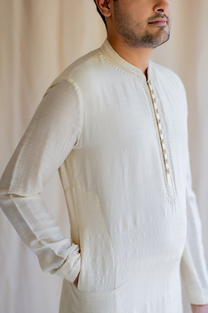 White Ivory Muga Kurta Indian Clothing in Denver, CO, Aurora, CO, Boulder, CO, Fort Collins, CO, Colorado Springs, CO, Parker, CO, Highlands Ranch, CO, Cherry Creek, CO, Centennial, CO, and Longmont, CO. NATIONWIDE SHIPPING USA- India Fashion X