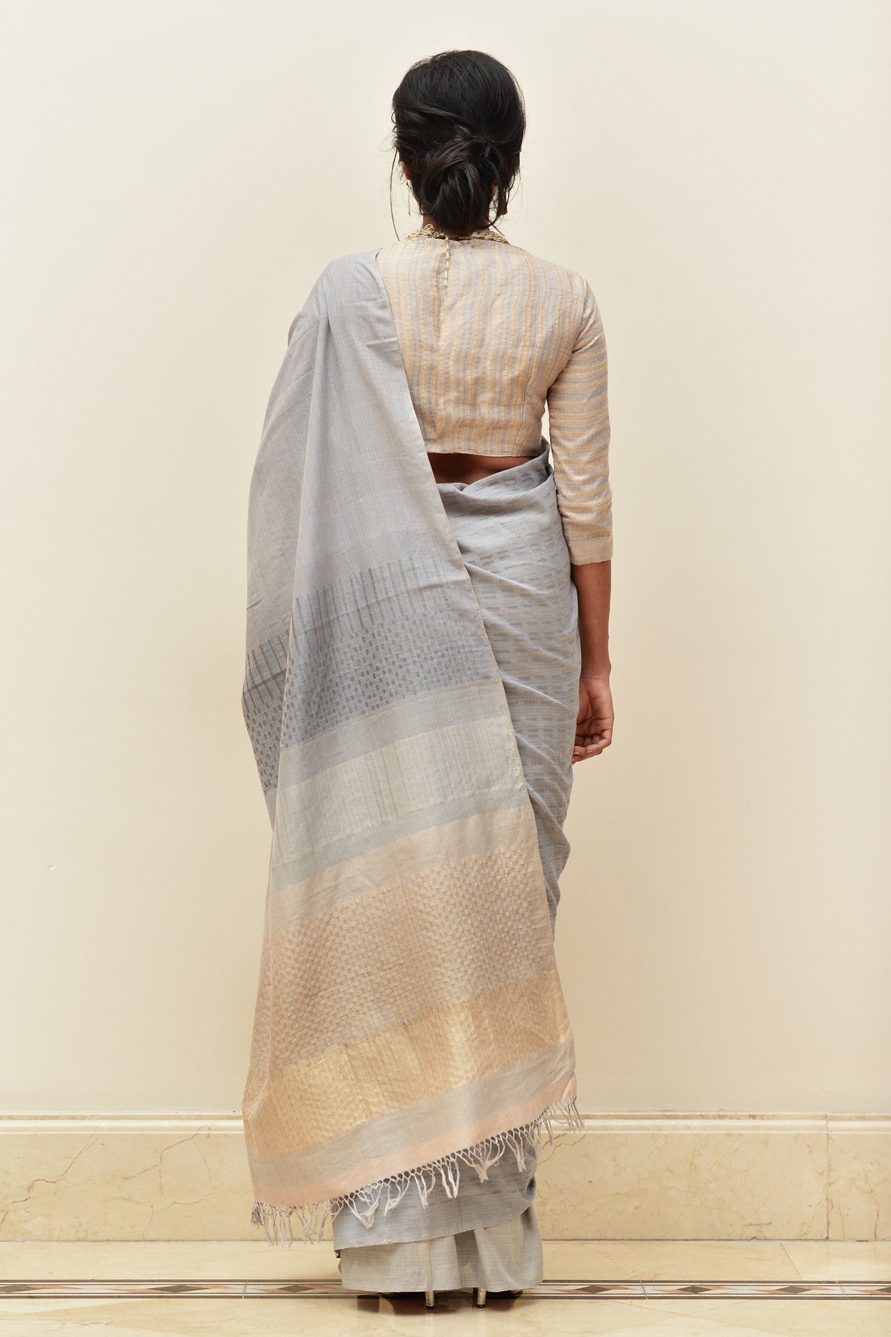 Sri Dhara Saree - Indian Clothing in Denver, CO, Aurora, CO, Boulder, CO, Fort Collins, CO, Colorado Springs, CO, Parker, CO, Highlands Ranch, CO, Cherry Creek, CO, Centennial, CO, and Longmont, CO. Nationwide shipping USA - India Fashion X