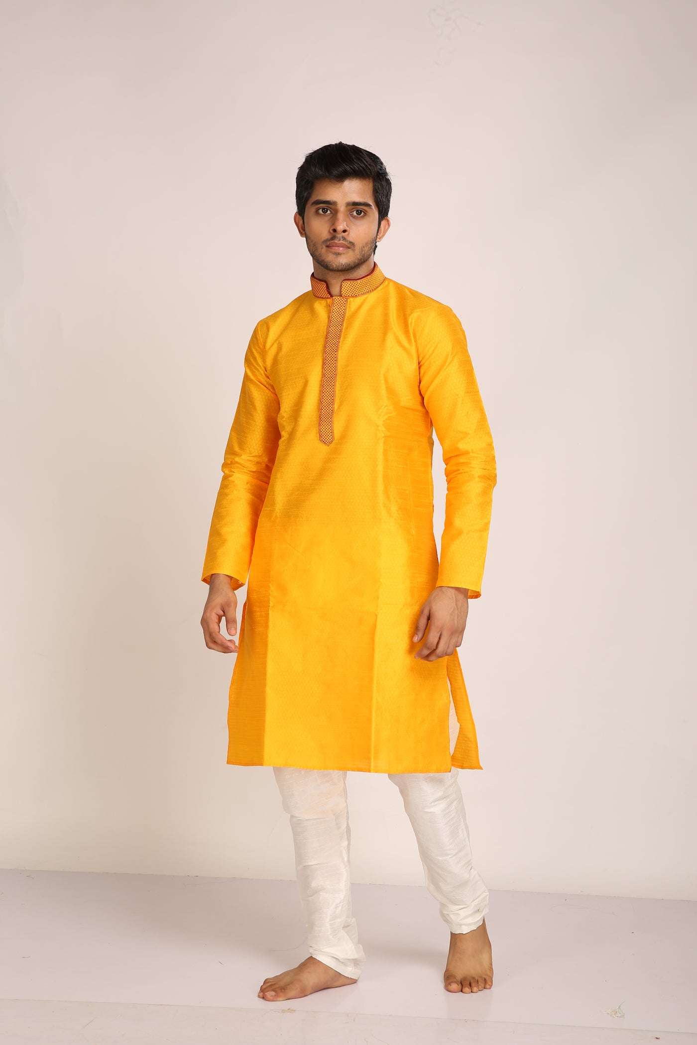 Glossed Regular Fit Kurta Indian Clothing in Denver, CO, Aurora, CO, Boulder, CO, Fort Collins, CO, Colorado Springs, CO, Parker, CO, Highlands Ranch, CO, Cherry Creek, CO, Centennial, CO, and Longmont, CO. NATIONWIDE SHIPPING USA- India Fashion X