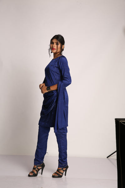 Pencil Leg Kurti Set Indian Clothing in Denver, CO, Aurora, CO, Boulder, CO, Fort Collins, CO, Colorado Springs, CO, Parker, CO, Highlands Ranch, CO, Cherry Creek, CO, Centennial, CO, and Longmont, CO. NATIONWIDE SHIPPING USA- India Fashion X