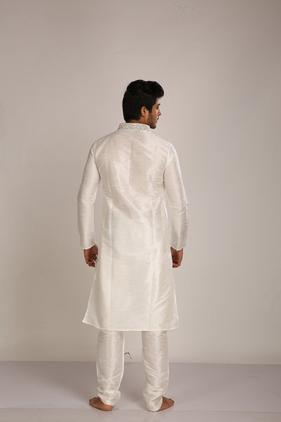 White Glossed Fitted Kurta Indian Clothing in Denver, CO, Aurora, CO, Boulder, CO, Fort Collins, CO, Colorado Springs, CO, Parker, CO, Highlands Ranch, CO, Cherry Creek, CO, Centennial, CO, and Longmont, CO. NATIONWIDE SHIPPING USA- India Fashion X