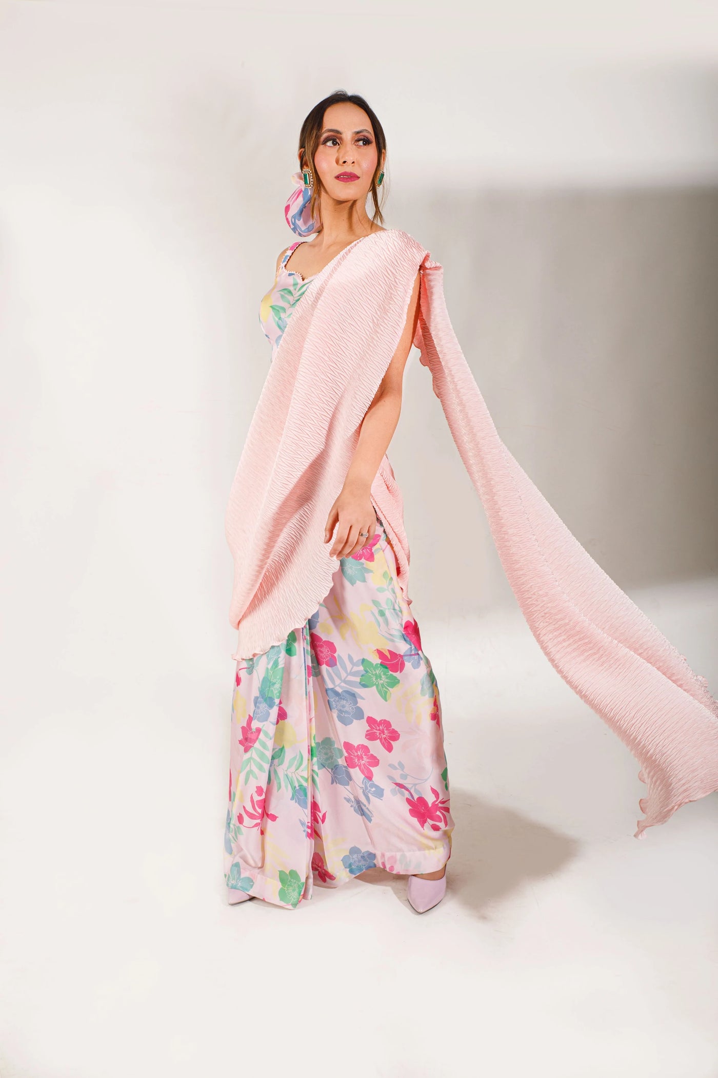 Poppins Draped Saree Set Indian Clothing in Denver, CO, Aurora, CO, Boulder, CO, Fort Collins, CO, Colorado Springs, CO, Parker, CO, Highlands Ranch, CO, Cherry Creek, CO, Centennial, CO, and Longmont, CO. NATIONWIDE SHIPPING USA- India Fashion X