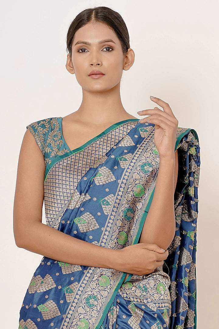 Bright Peacock Blue Saree Set Indian Clothing in Denver, CO, Aurora, CO, Boulder, CO, Fort Collins, CO, Colorado Springs, CO, Parker, CO, Highlands Ranch, CO, Cherry Creek, CO, Centennial, CO, and Longmont, CO. NATIONWIDE SHIPPING USA- India Fashion X