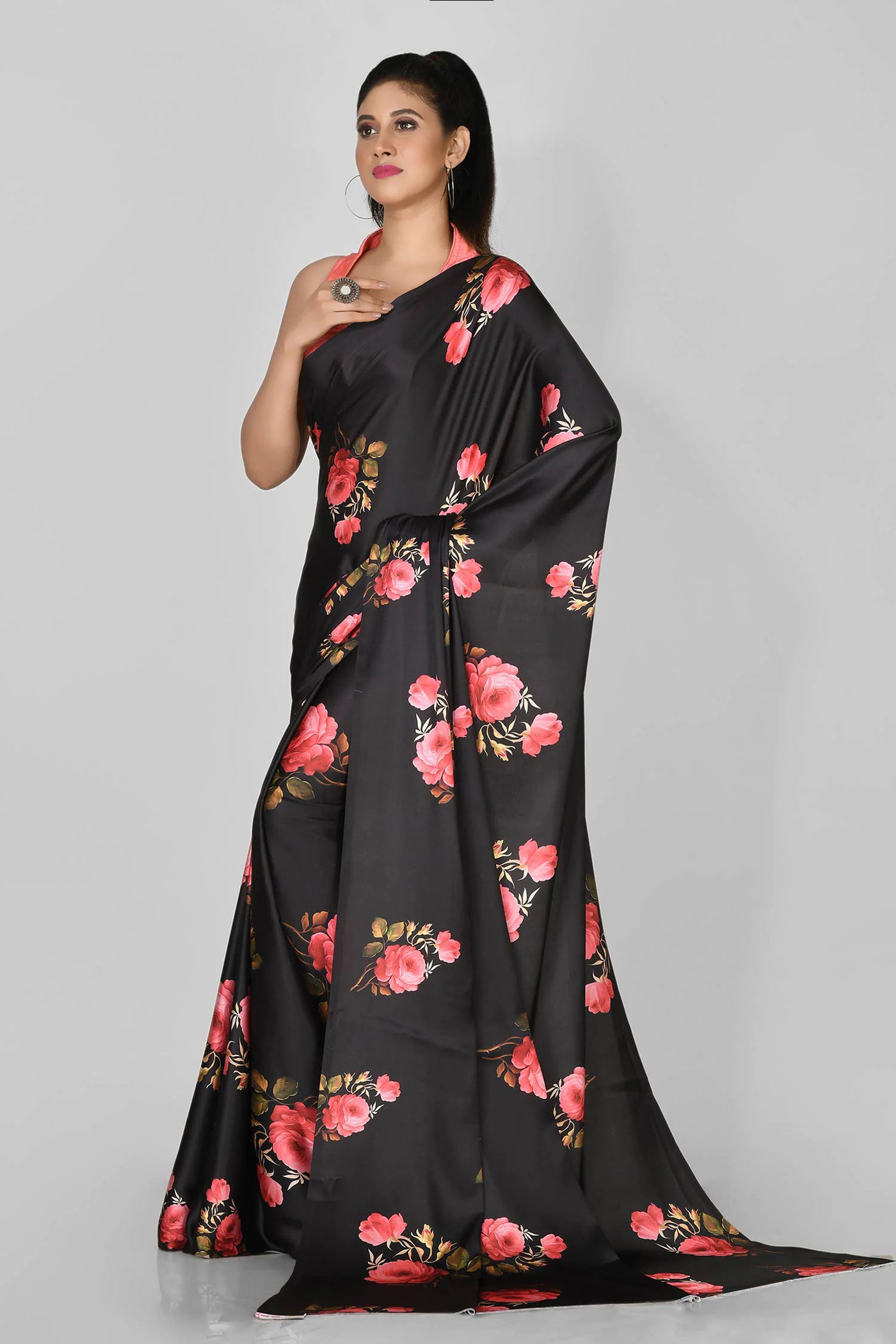 Black Floral Saree - Indian Clothing in Denver, CO, Aurora, CO, Boulder, CO, Fort Collins, CO, Colorado Springs, CO, Parker, CO, Highlands Ranch, CO, Cherry Creek, CO, Centennial, CO, and Longmont, CO. Nationwide shipping USA - India Fashion X