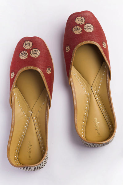 Chapa Block Print Juttis - Indian Clothing in Denver, CO, Aurora, CO, Boulder, CO, Fort Collins, CO, Colorado Springs, CO, Parker, CO, Highlands Ranch, CO, Cherry Creek, CO, Centennial, CO, and Longmont, CO. Nationwide shipping USA - India Fashion X