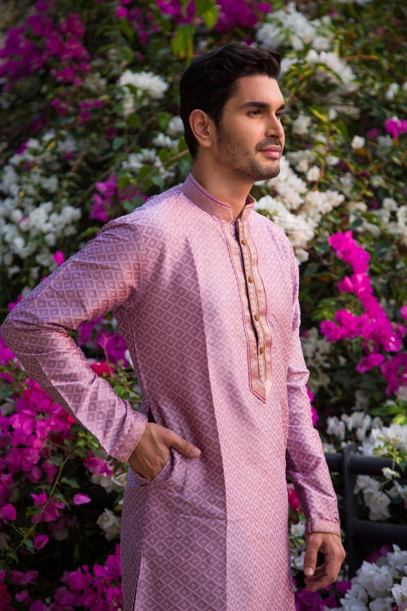 Pink Embroidered Kurta Set Indian Clothing in Denver, CO, Aurora, CO, Boulder, CO, Fort Collins, CO, Colorado Springs, CO, Parker, CO, Highlands Ranch, CO, Cherry Creek, CO, Centennial, CO, and Longmont, CO. NATIONWIDE SHIPPING USA- India Fashion X