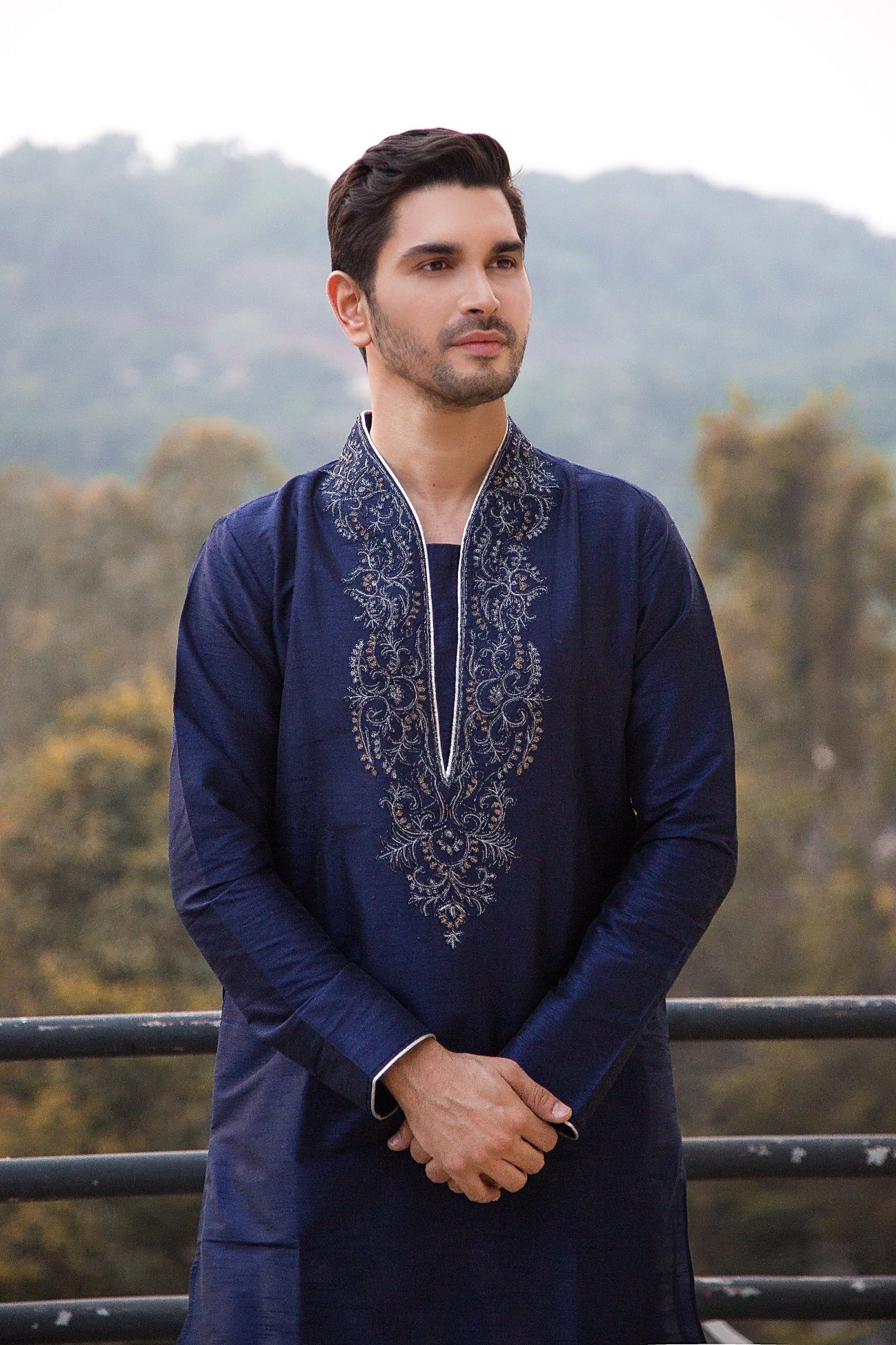 Navy Blue Buttonless Kurta Set Indian Clothing in Denver, CO, Aurora, CO, Boulder, CO, Fort Collins, CO, Colorado Springs, CO, Parker, CO, Highlands Ranch, CO, Cherry Creek, CO, Centennial, CO, and Longmont, CO. NATIONWIDE SHIPPING USA- India Fashion X