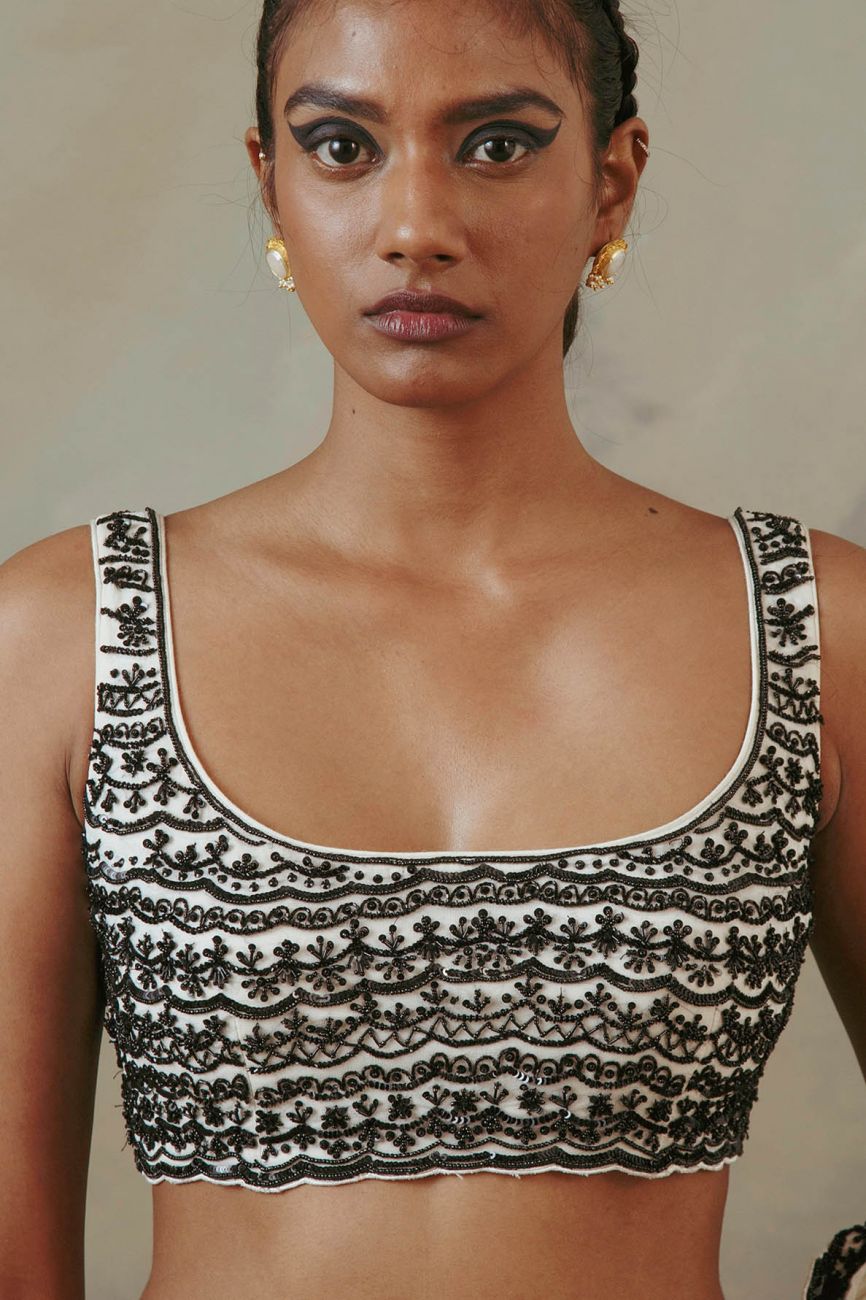 Ebony And Ivory Scalloped Saree Indian Clothing in Denver, CO, Aurora, CO, Boulder, CO, Fort Collins, CO, Colorado Springs, CO, Parker, CO, Highlands Ranch, CO, Cherry Creek, CO, Centennial, CO, and Longmont, CO. NATIONWIDE SHIPPING USA- India Fashion X