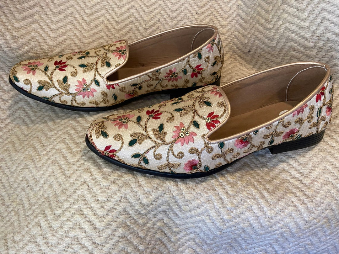 Floral Design Loafers Jutti- Indian Clothing in Denver, CO  display picture 1