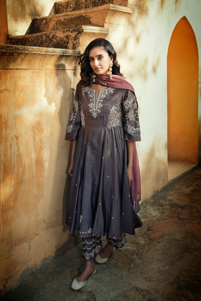 The Gulali Kota Anarkali Set Indian Clothing in Denver, CO, Aurora, CO, Boulder, CO, Fort Collins, CO, Colorado Springs, CO, Parker, CO, Highlands Ranch, CO, Cherry Creek, CO, Centennial, CO, and Longmont, CO. NATIONWIDE SHIPPING USA- India Fashion X