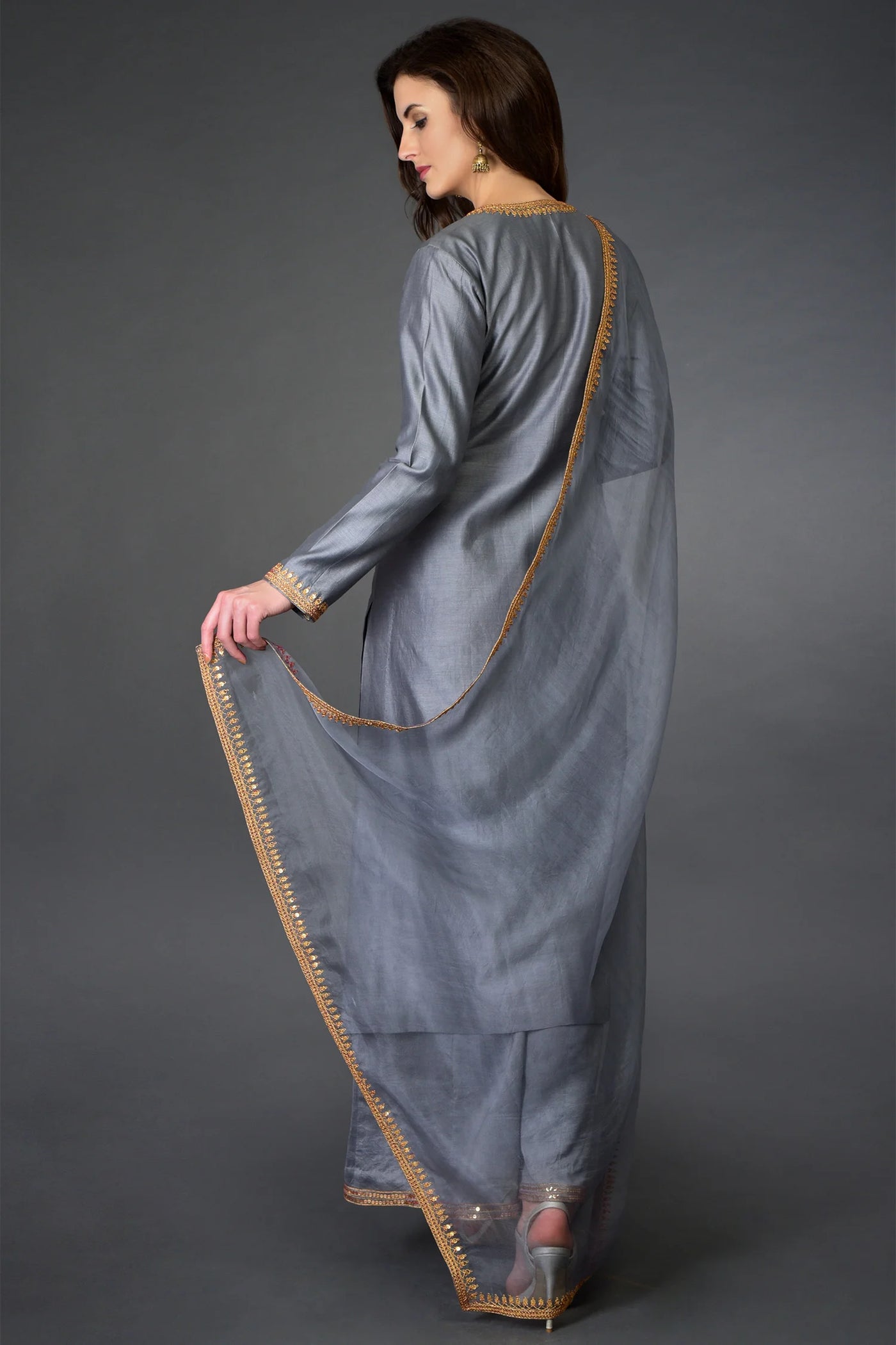 Gray Chanderi Silk Kurta Set Indian Clothing in Denver, CO, Aurora, CO, Boulder, CO, Fort Collins, CO, Colorado Springs, CO, Parker, CO, Highlands Ranch, CO, Cherry Creek, CO, Centennial, CO, and Longmont, CO. NATIONWIDE SHIPPING USA- India Fashion X